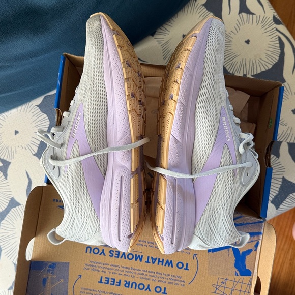 Brooks Trace 4 Tennis shoes - Picture 5 of 10